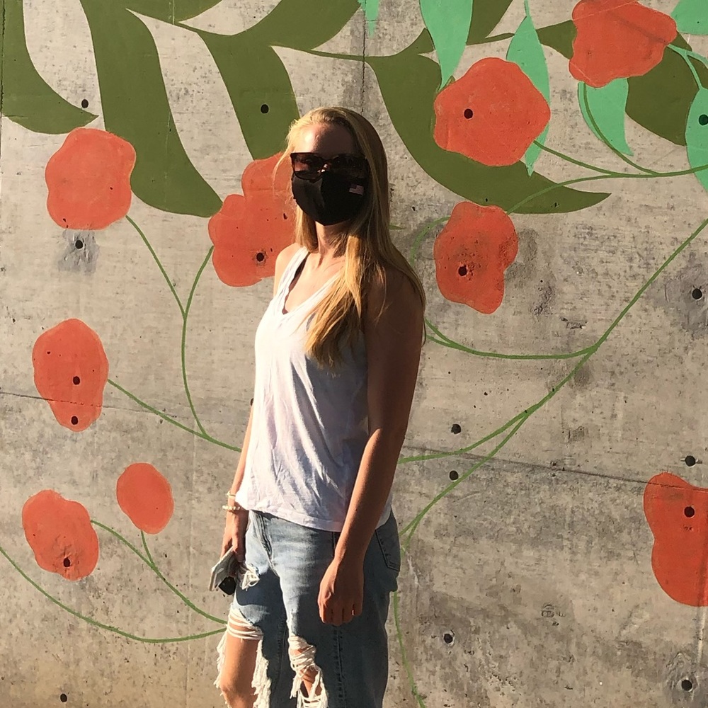 Meet your Posher, Courtney